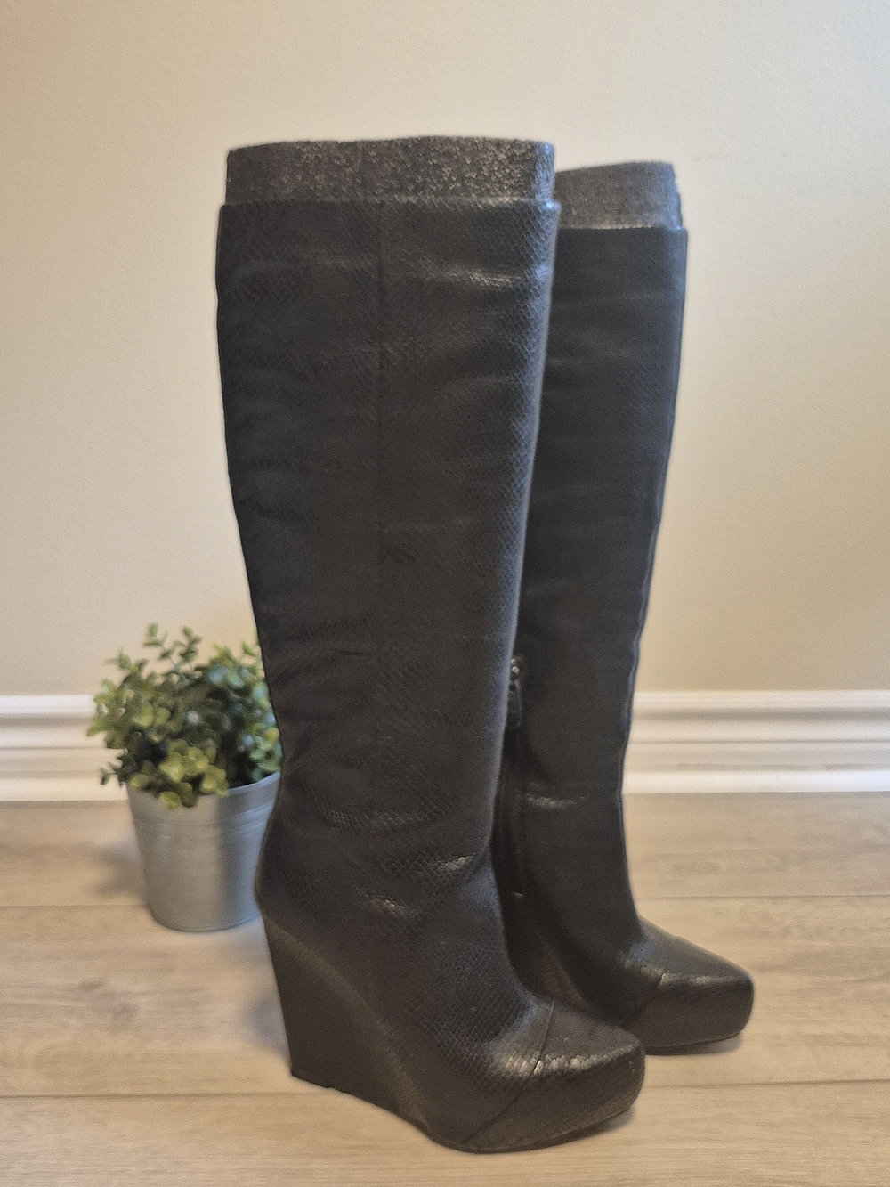 Black Wedge Knee-High Boots - Women's Fashion